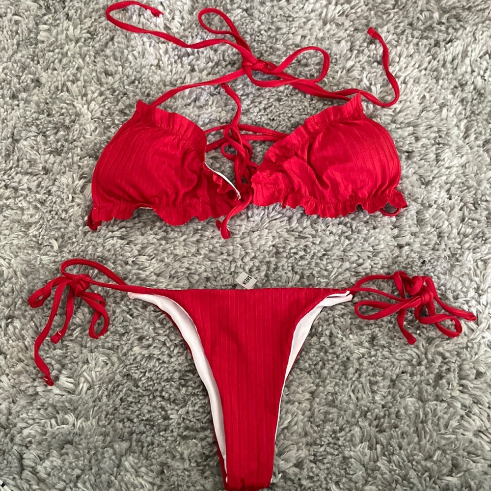 SHEIN | Red Ruffled Swim Suit 2 Pcs Bikini | Size: M
